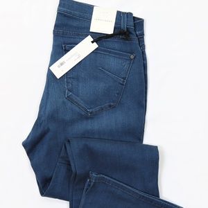 James Jeans || Curvy Flare Denim Jeans - 10, nwt